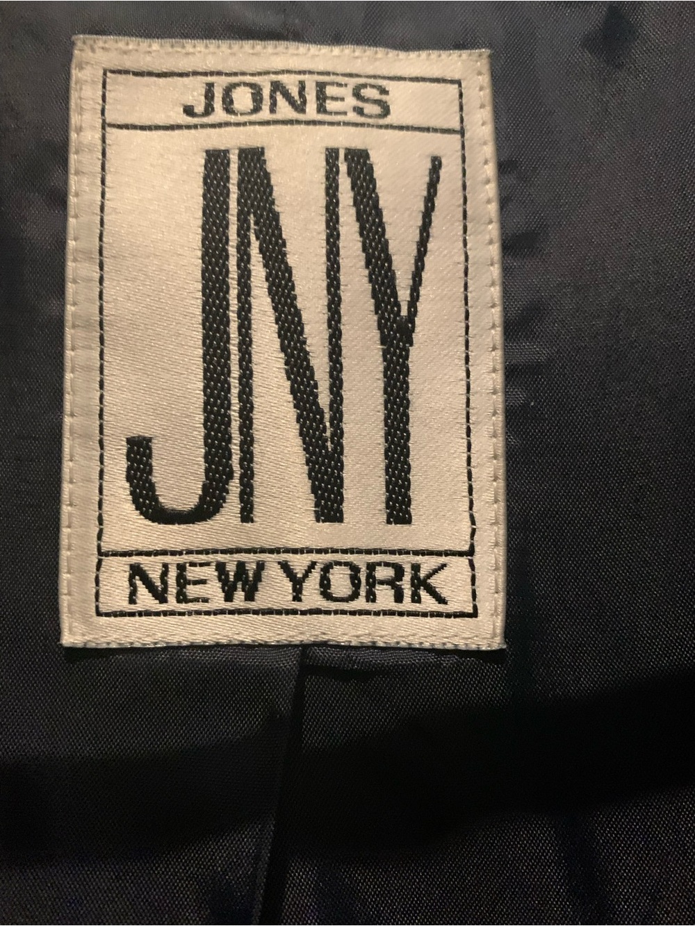 Vintage Trench Coat - Jones New York Women's - Picture 3 of 7